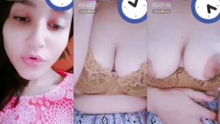Bangladeshi influencer girl live mein boobs & bade nipples dikha rahi hai