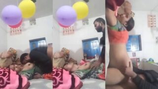 Birthday pe hubby ke dost ne village ki bhabhi ko jamkar drill kiya, cheating karte hue.