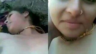 Cute Faizabad ki girlfriend ka painful outdoor chudai, Hindi audio ke saath