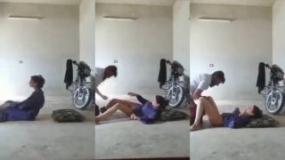 Cute Pakistani housewife ka servant ke saath outhouse mein quick sex