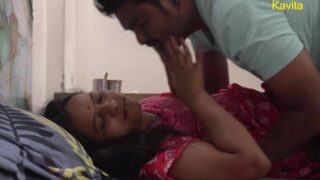 Ek horny Marathi bhabhi ne secretly apne ex se chudwaya aur uske andar hi cum kar diya.