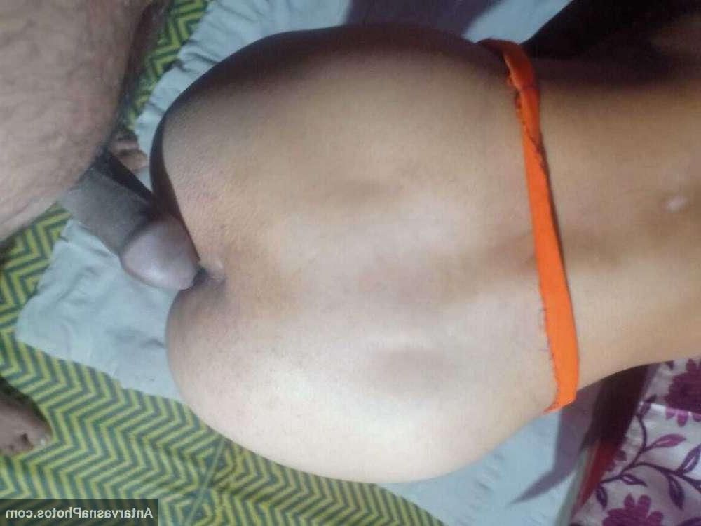 कामवाली की सेक्सी देसी चुत के नंगे फोटोज