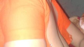 मौसी ने अपने सेक्सी निप्पल्स दिखाये