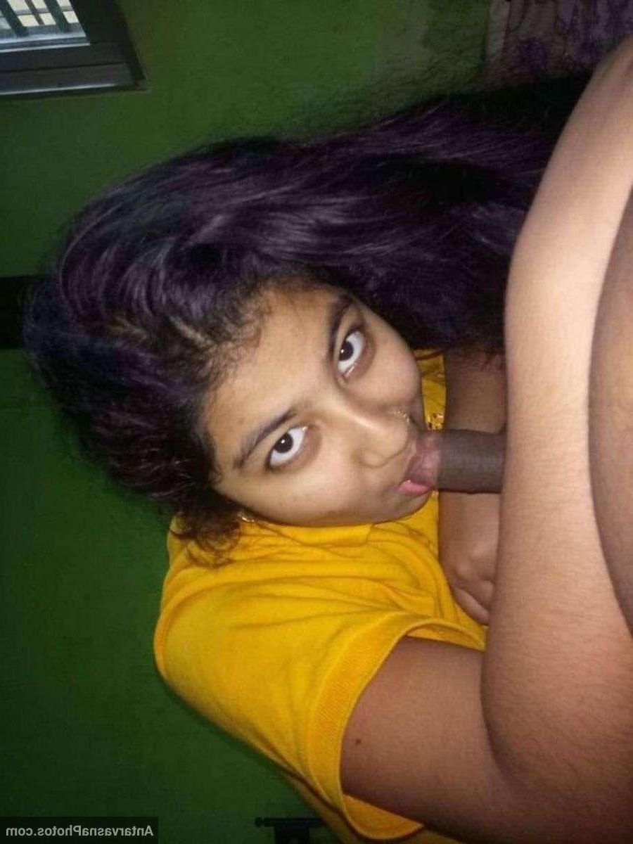 ५० फोटोज – देसी आंटी और भाभी के लंड चूसने के