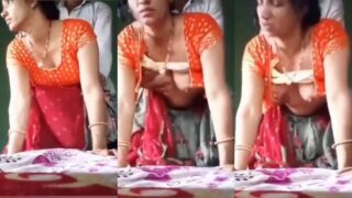 Mature desi aunty Shubha ka secret affair aur milkman ke saath sex.