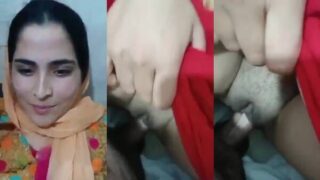 Sundar Pakistani bhabhi ka devar ke saath jaldi sex, jab sab log busy they.