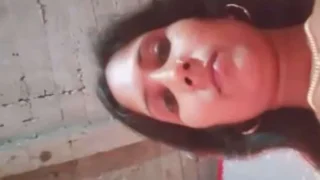 Gaon Ki Bhabhi Apna Chut Aur Gand Dikhate Hue