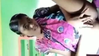 Horny Girl Chut Me Tel Ka Botal Dalte Hue