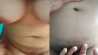 Priya ki vagina mein Anil ne ungli ki
