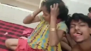 Sasti Randi Ko Lafange Ladko Ne Ghar Me Lake Choda